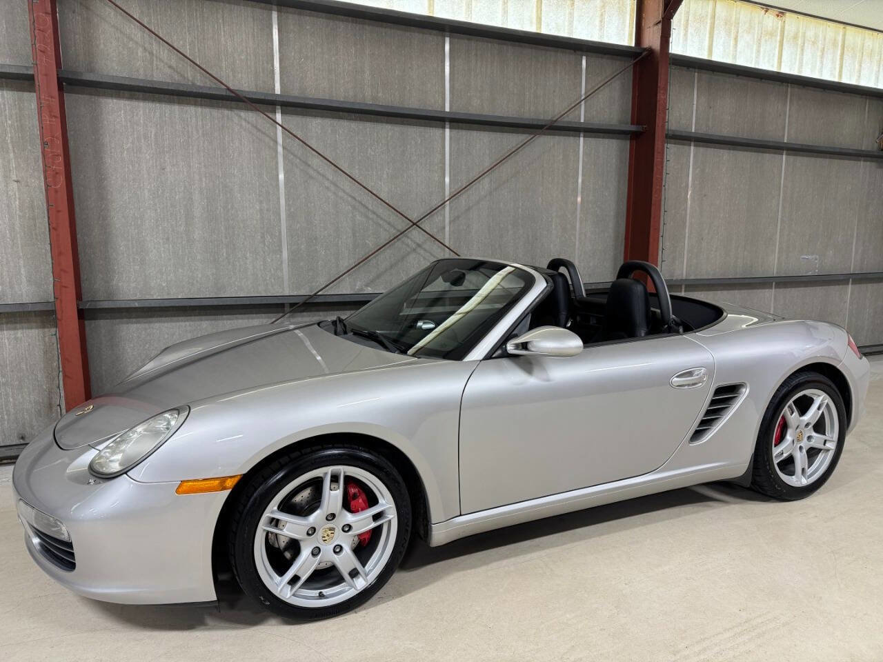 Used 2005 Porsche Boxster S RWD image 4