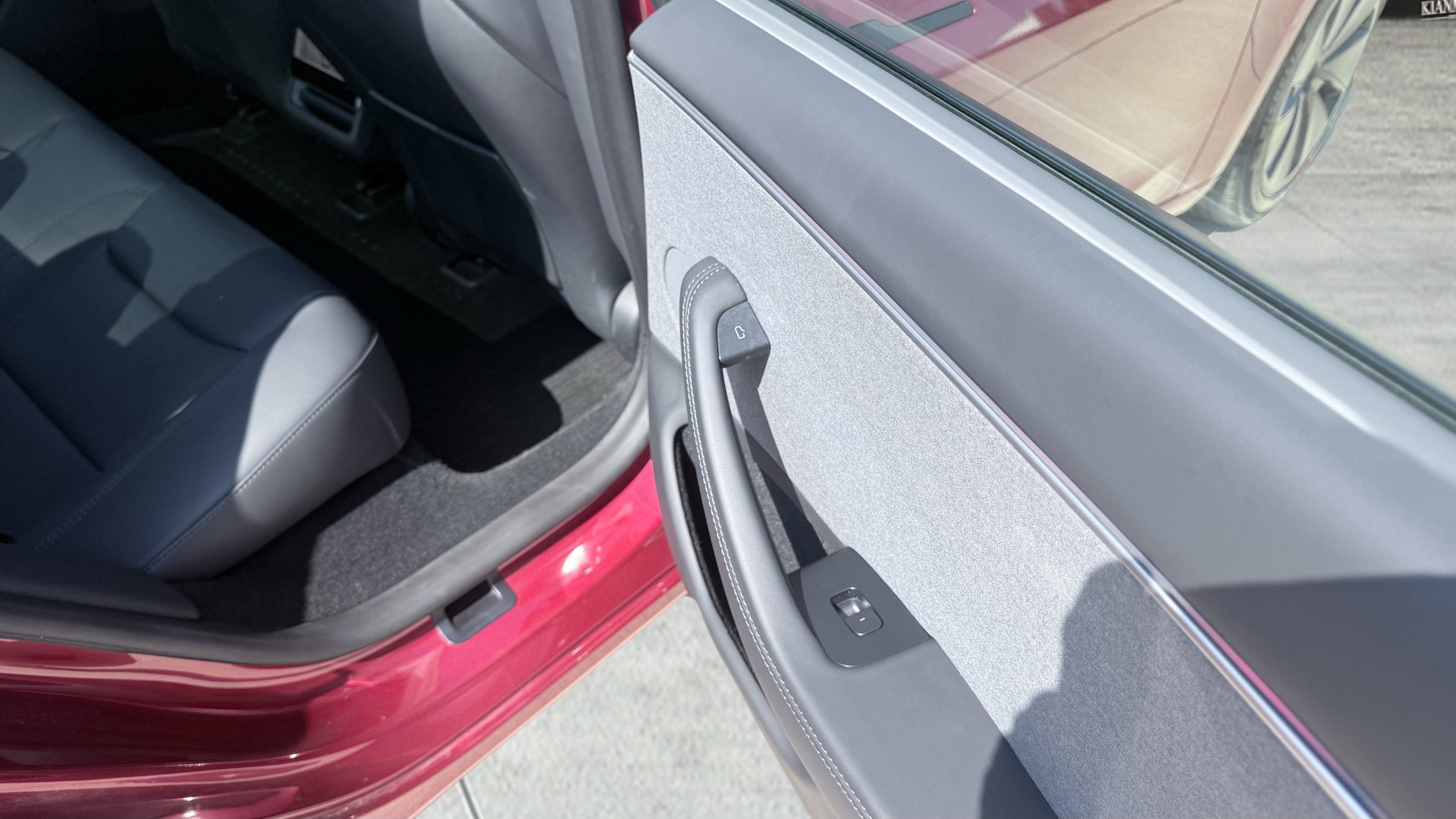 Used 2025 Tesla Model 3 RWD image 32