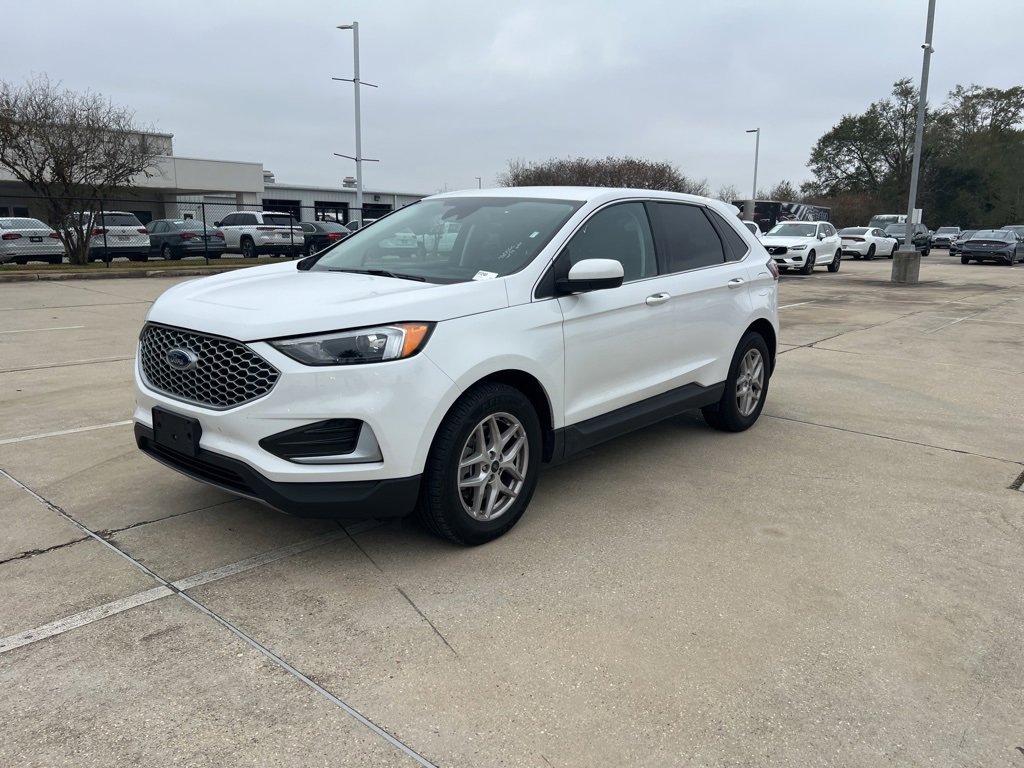 Used 2023 Ford Edge SEL image 12
