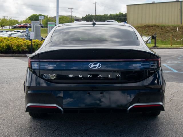 Certified 2024 Hyundai Sonata SEL w/ Convenience Package FWD image 10