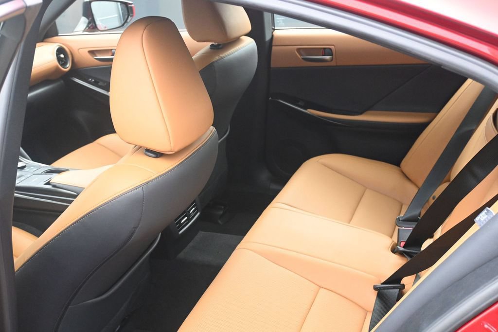 Used 2025 Lexus IS 350 F Sport RWD image 17
