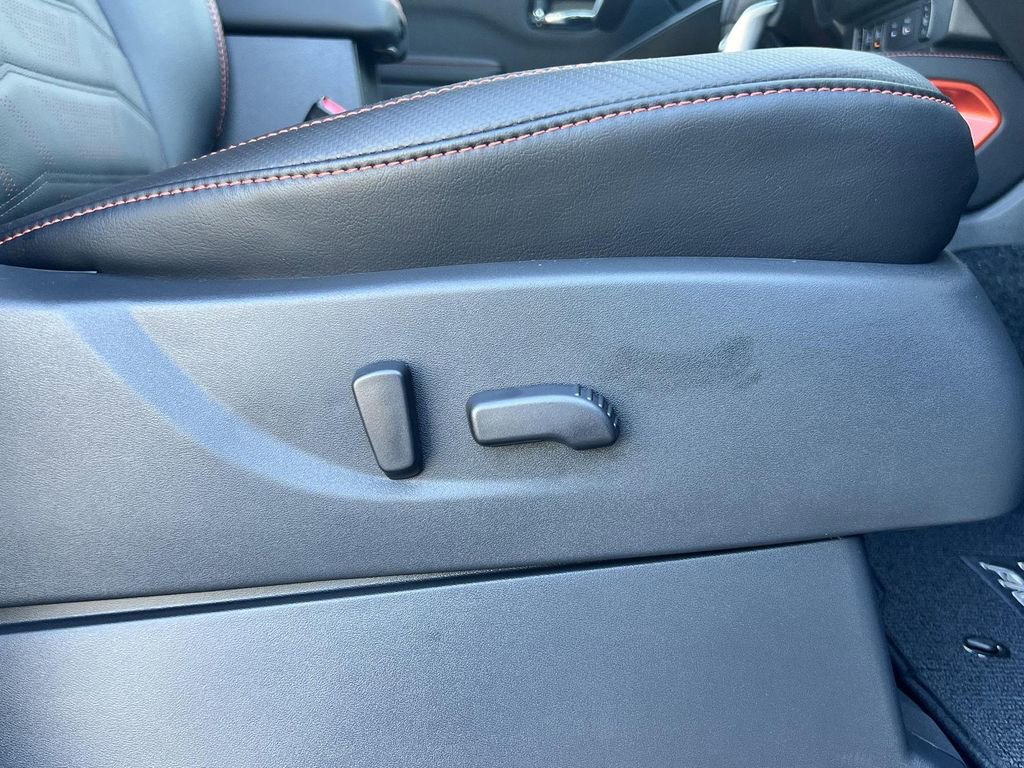 New 2025 Nissan Frontier PRO-4X w/ Pro Premium Package image 35