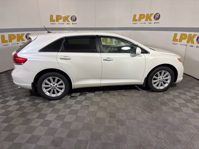 Used 2011 Toyota Venza AWD w/ Convenience Pkg image 8