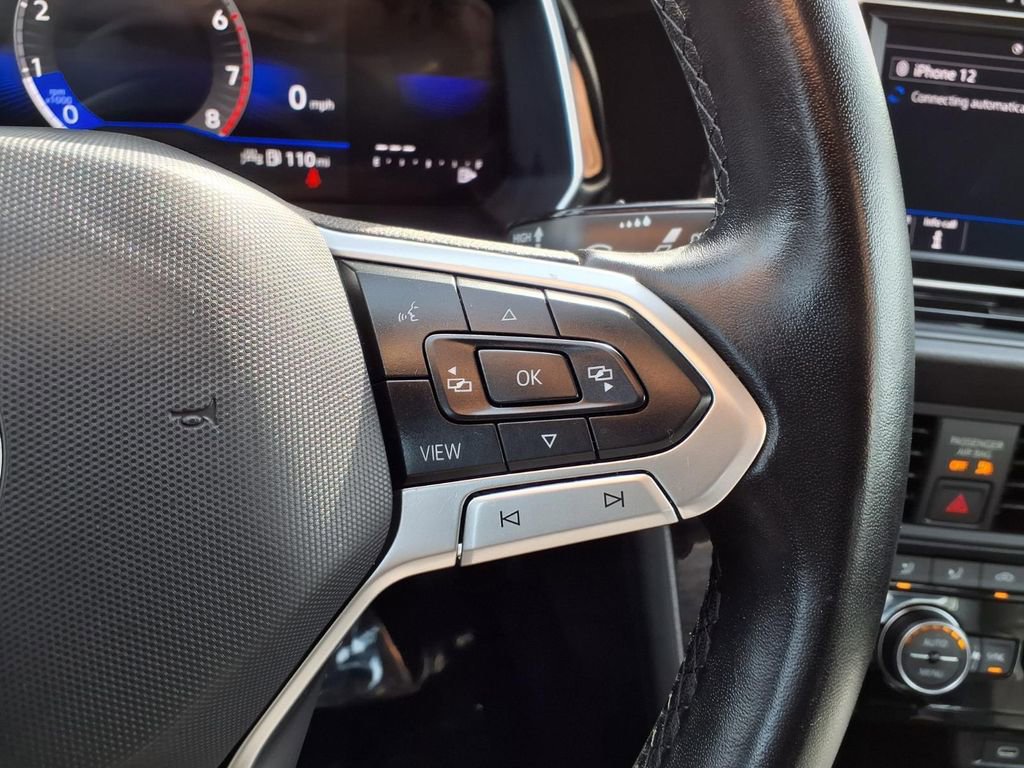 Used 2024 Volkswagen Jetta SE image 12