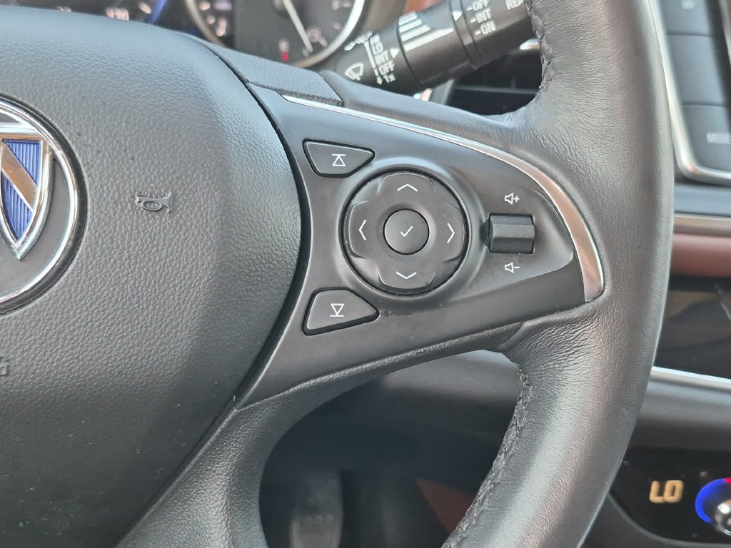 Used 2021 Buick Enclave Avenir w/ Avenir Technology Package FWD image 24