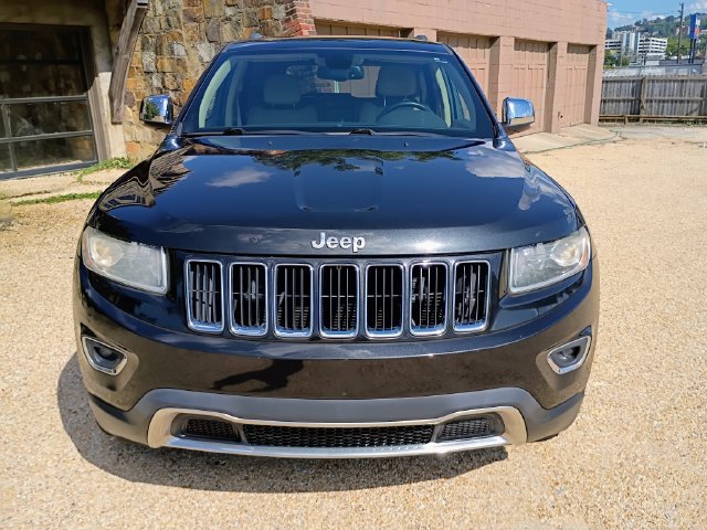Used 2016 Jeep Grand Cherokee Limited w/ Trailer Tow Group IV RWD image 4