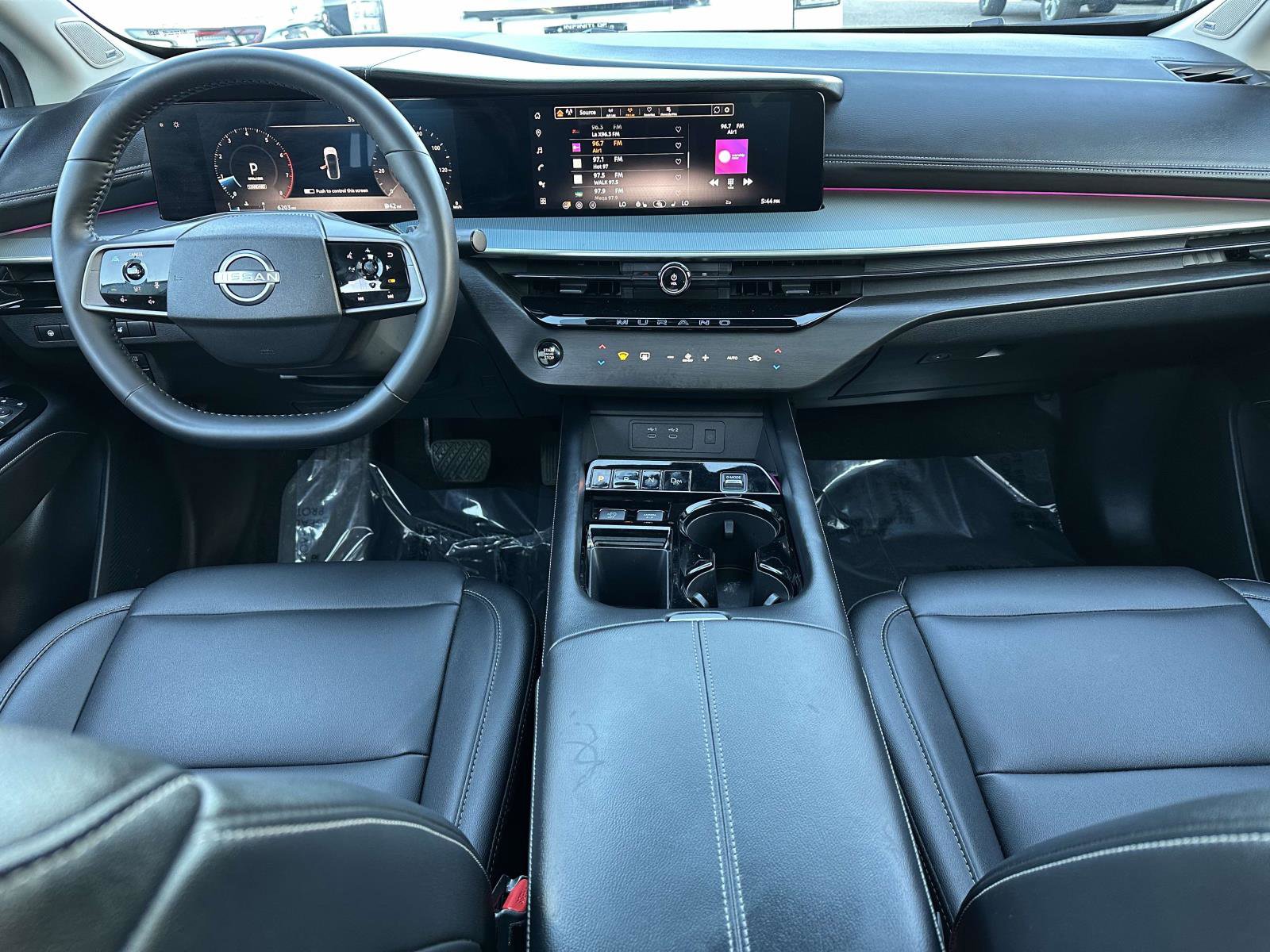 Used 2025 Nissan Murano SL image 11