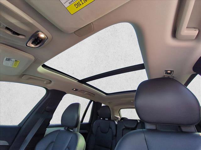 Used 2021 Volvo XC90 T5 Momentum w/ Protection Package Premier image 15
