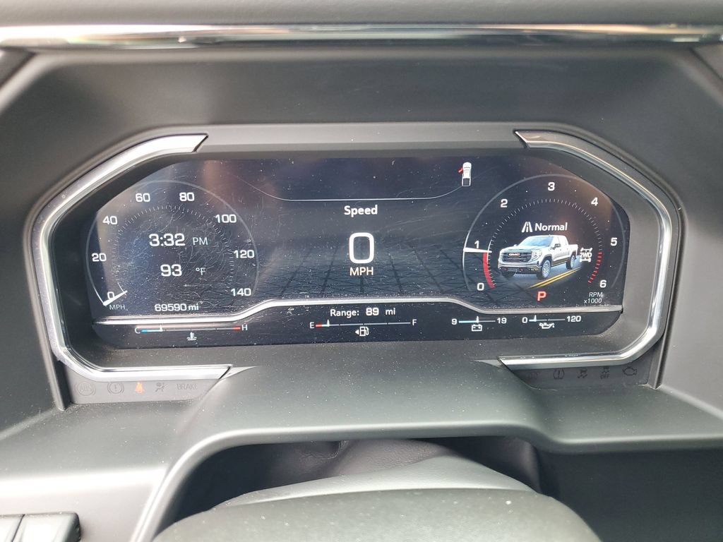 Used 2024 GMC Sierra 1500 AT4 w/ Technology Package AWD/4WD image 14
