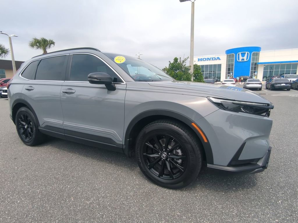 Used 2023 Honda CR-V Sport image 2