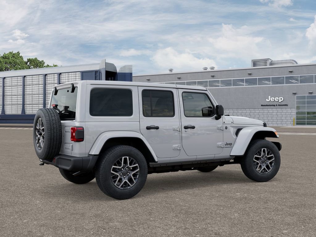 Used 2025 Jeep Wrangler Sahara w/ Safety Group image 4
