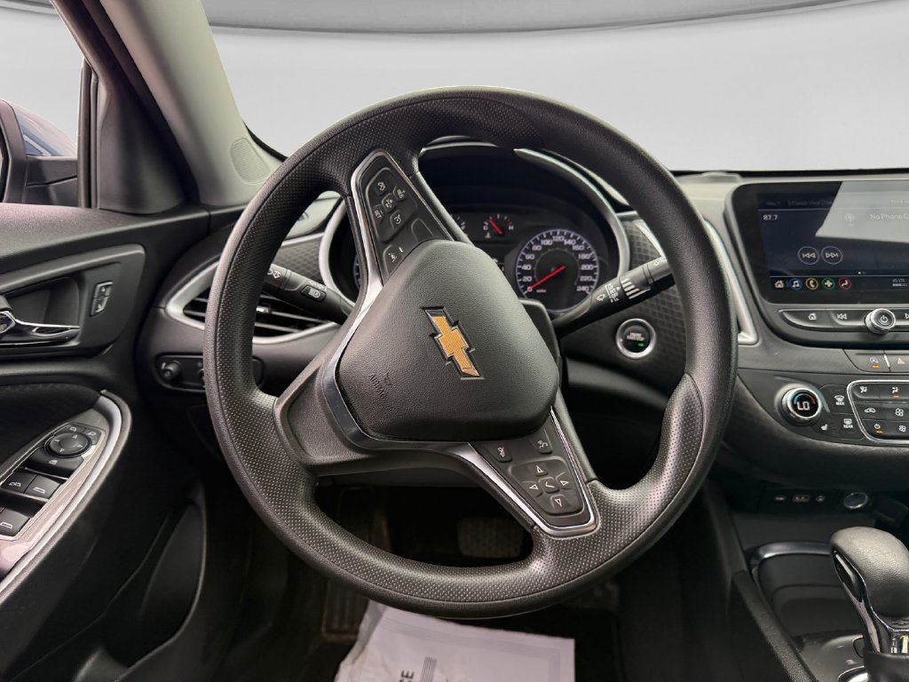 Used 2024 Chevrolet Malibu LT FWD image 15