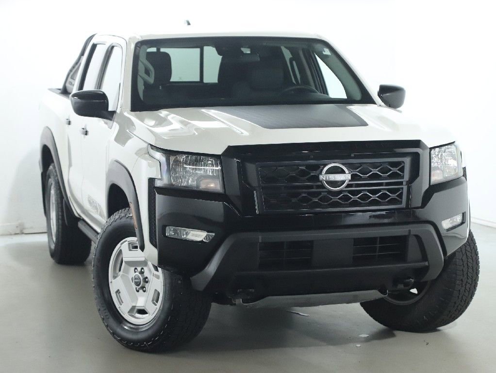 Certified 2024 Nissan Frontier SV w/ Hardbody Edition image 2