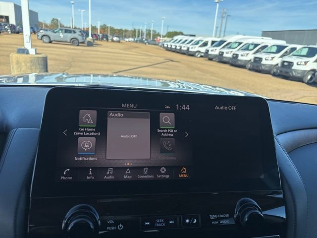 Certified 2024 Nissan Armada SL w/ Captain's Chairs Package image 15