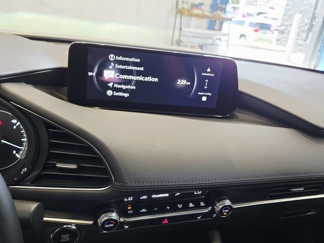 New 2025 MAZDA MAZDA3 2.5 Turbo Sedan w/Premium Plus image 18