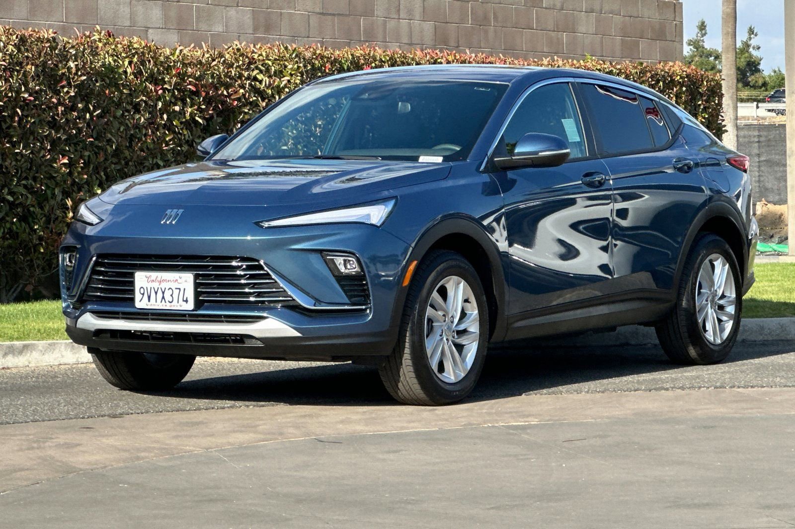 Certified 2025 Buick Envista Preferred FWD image 8