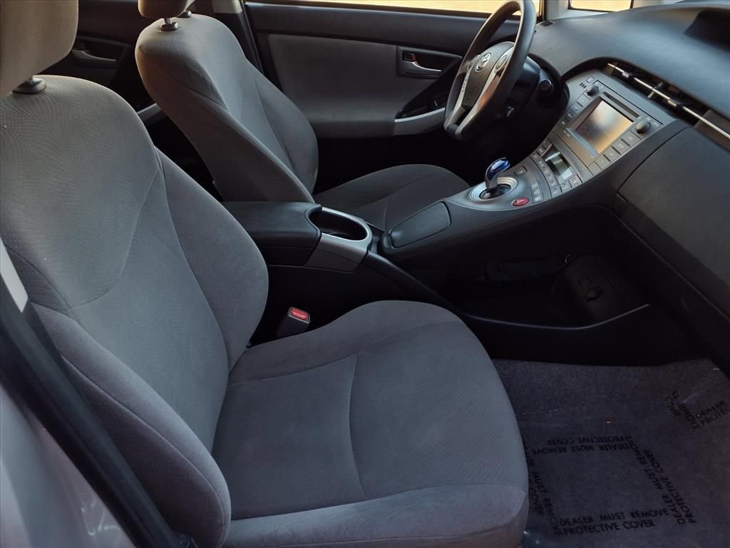 Used 2015 Toyota Prius Three w/ Preferred Accessory Package image 24