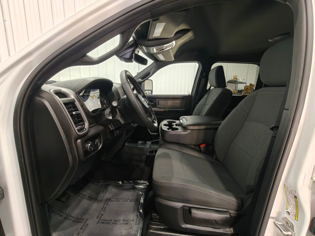 Used 2024 RAM 3500 Tradesman w/ Safety Group image 28
