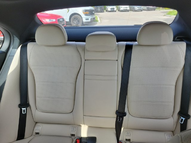 Used 2023 Mercedes-Benz C 300 Sedan image 11
