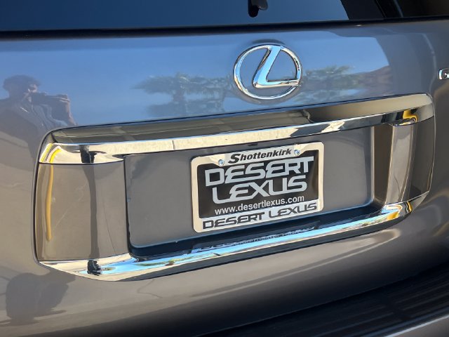 Used 2018 Lexus GX 460 w/ Navigation Package AWD/4WD image 17