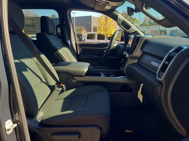 New 2026 RAM 1500 4x4 Crew Cab image 26