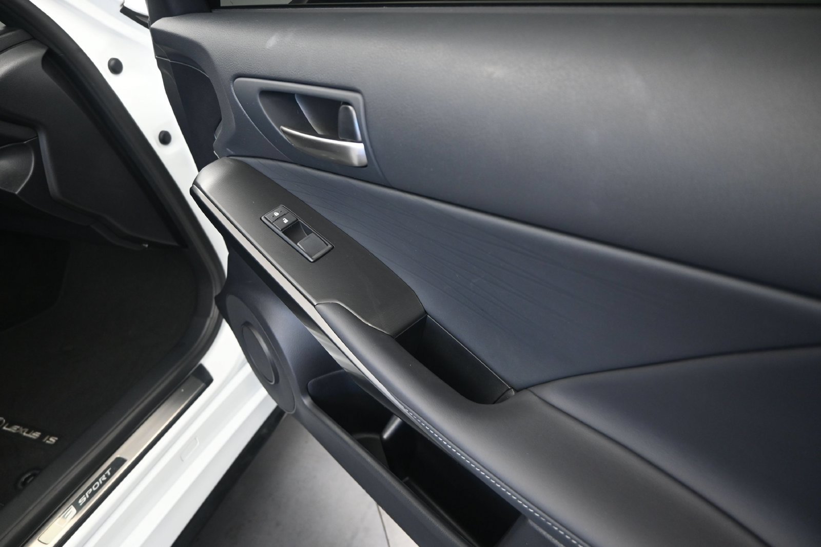 Certified 2024 Lexus IS 300 F Sport w/ Accessory Package 2 RWD image 23