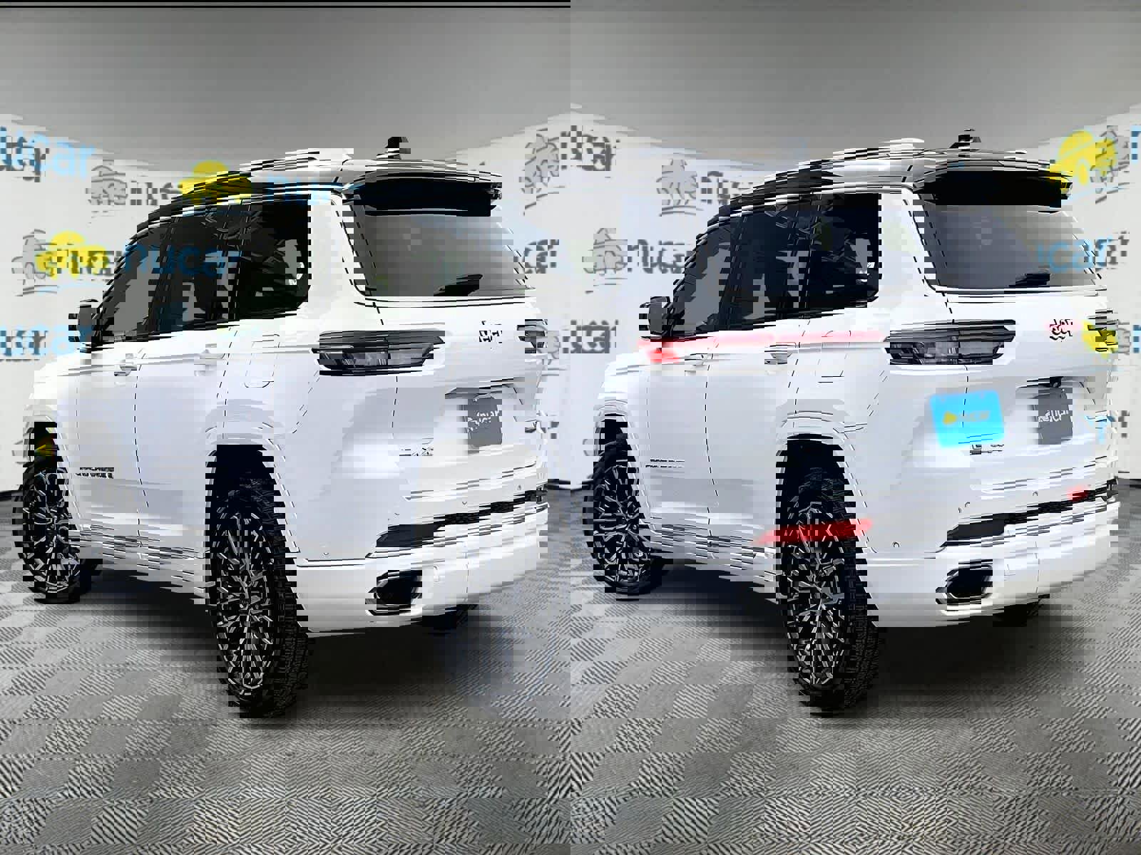 Used 2022 Jeep Grand Cherokee L Summit image 4