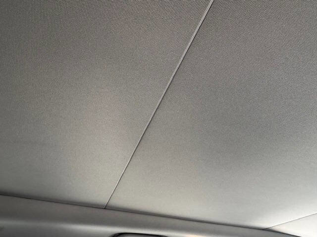 Used 2018 Hyundai Santa Fe Limited w/ Cargo Package image 20