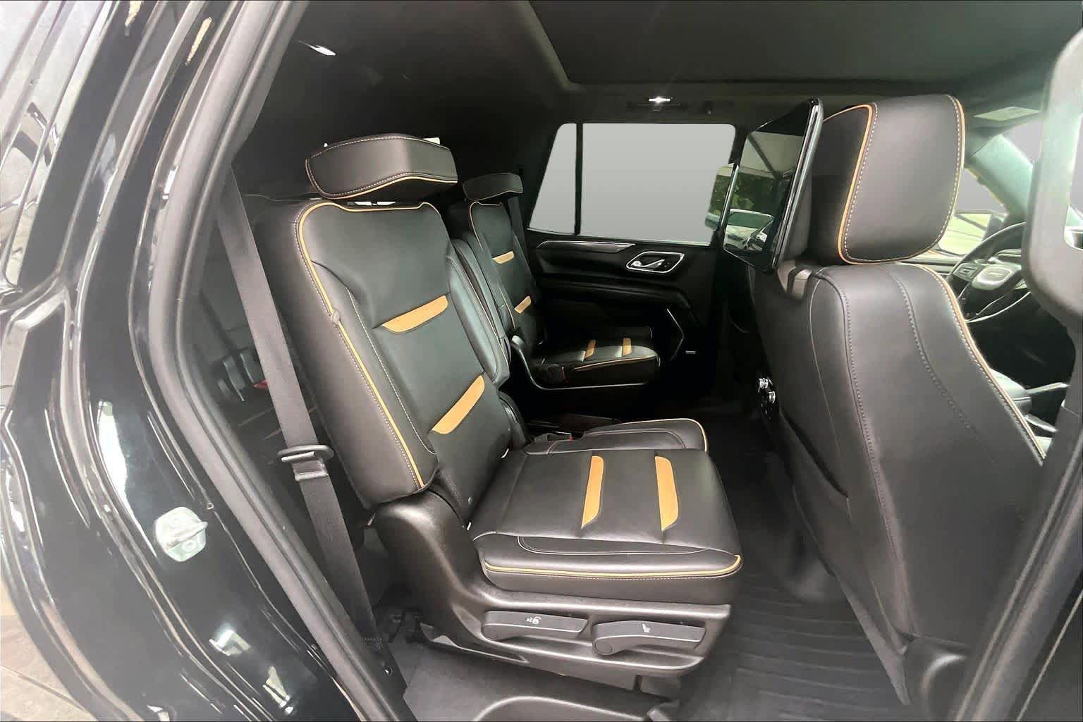 Used 2021 GMC Yukon AT4 w/ AT4 Premium Plus Package AWD/4WD image 20