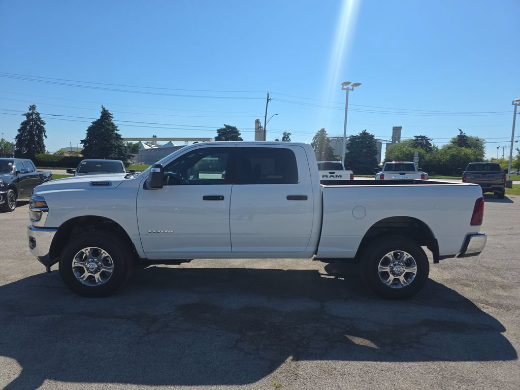 New 2026 RAM 2500 Big Horn AWD/4WD image 4