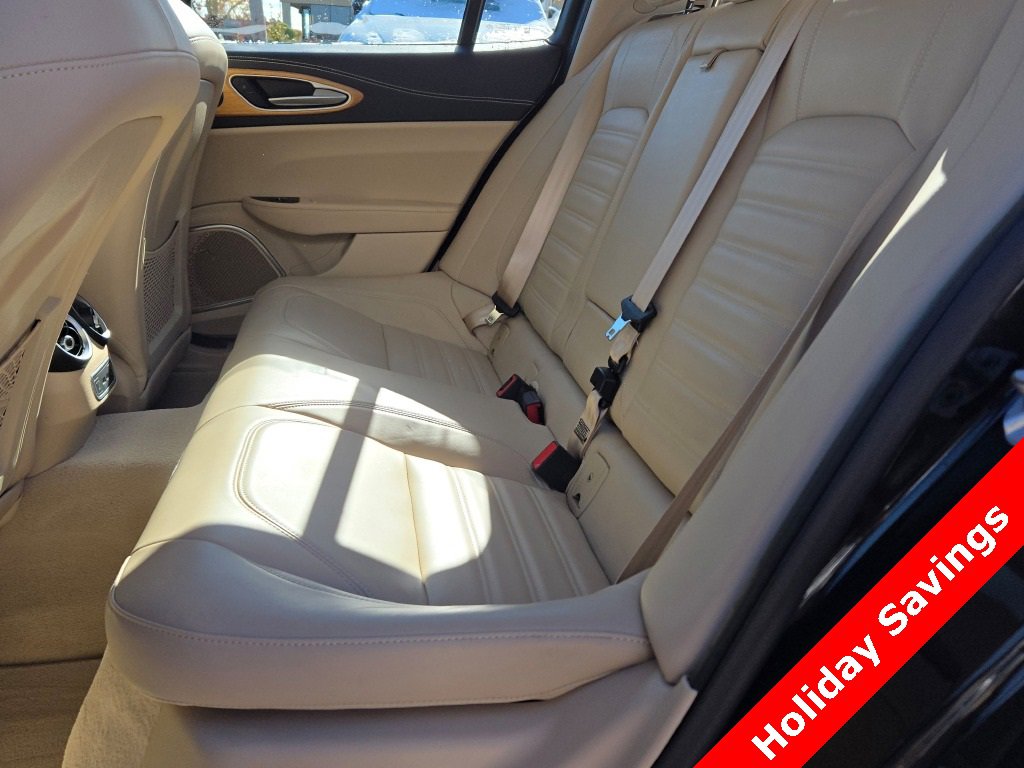 Used 2019 Alfa Romeo Giulia Ti w/ Quick Order Package 22X Lusso image 15
