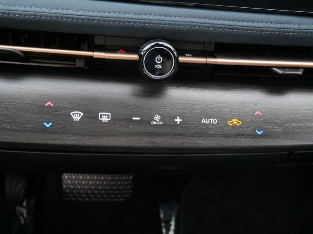 Certified 2024 Nissan Ariya AWD image 22