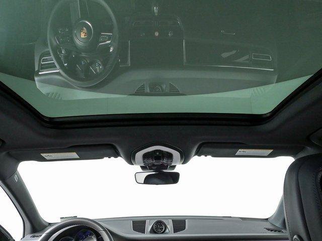 New 2026 Porsche Macan AWD/4WD image 21