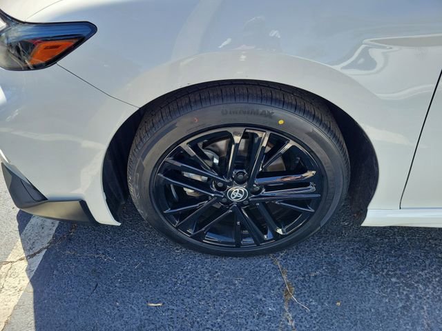 Used 2025 Toyota Camry SE w/ Convenience Package image 5