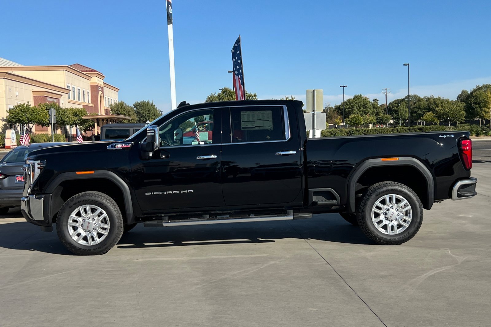New 2024 GMC Sierra 2500 SLT w/ SLT Premium Package image 3