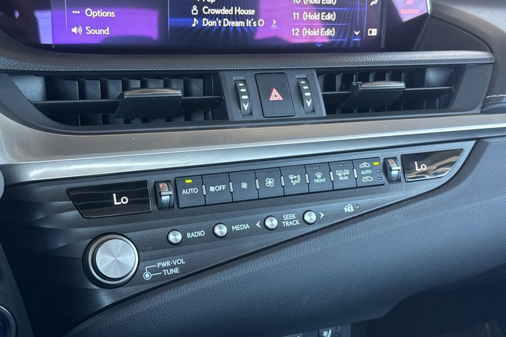 Used 2021 Lexus ES 300h w/ Accessory Package 2 FWD image 19