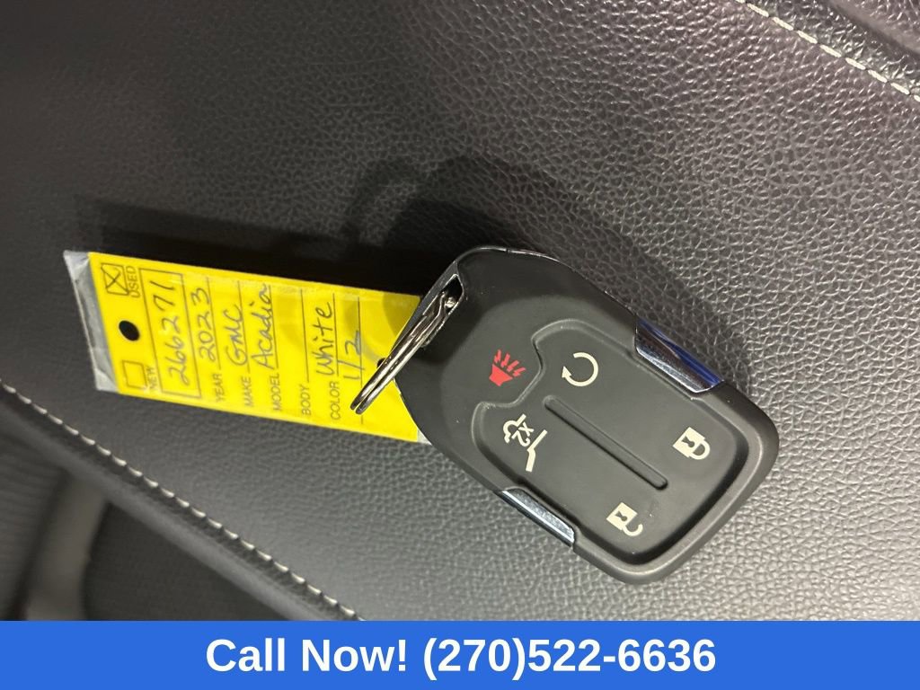 Used 2023 GMC Acadia SLE w/ Driver Convenience Package image 32