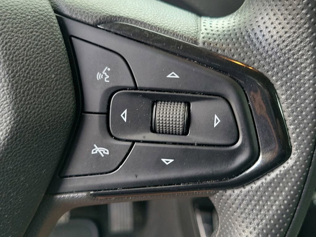 Used 2022 Chevrolet TrailBlazer LT w/ Convenience Package FWD image 26