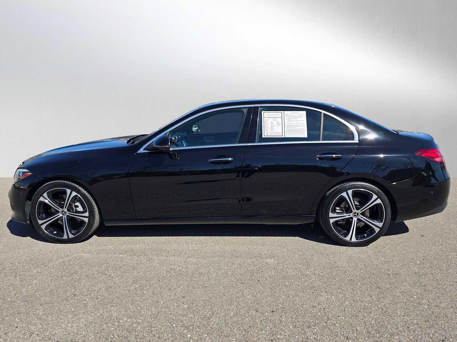 Used 2024 Mercedes-Benz C 300 Sedan image 6