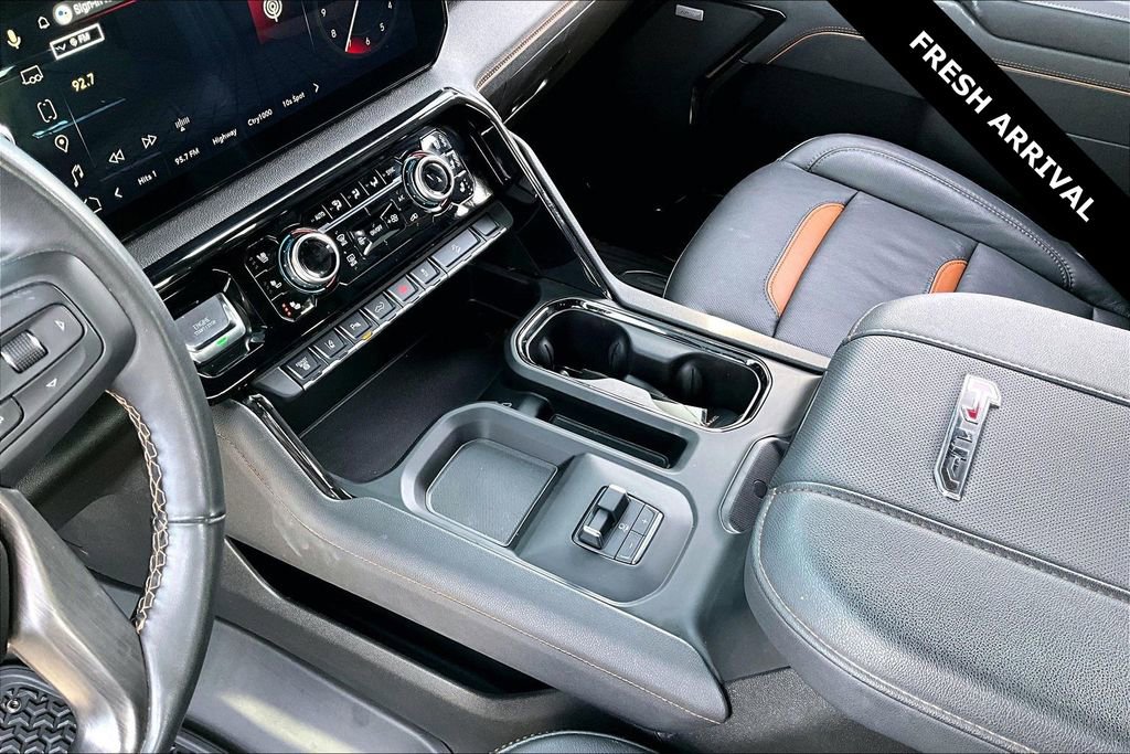 Used 2025 GMC Sierra 2500 AT4 w/ AT4 Premium Plus Package image 18