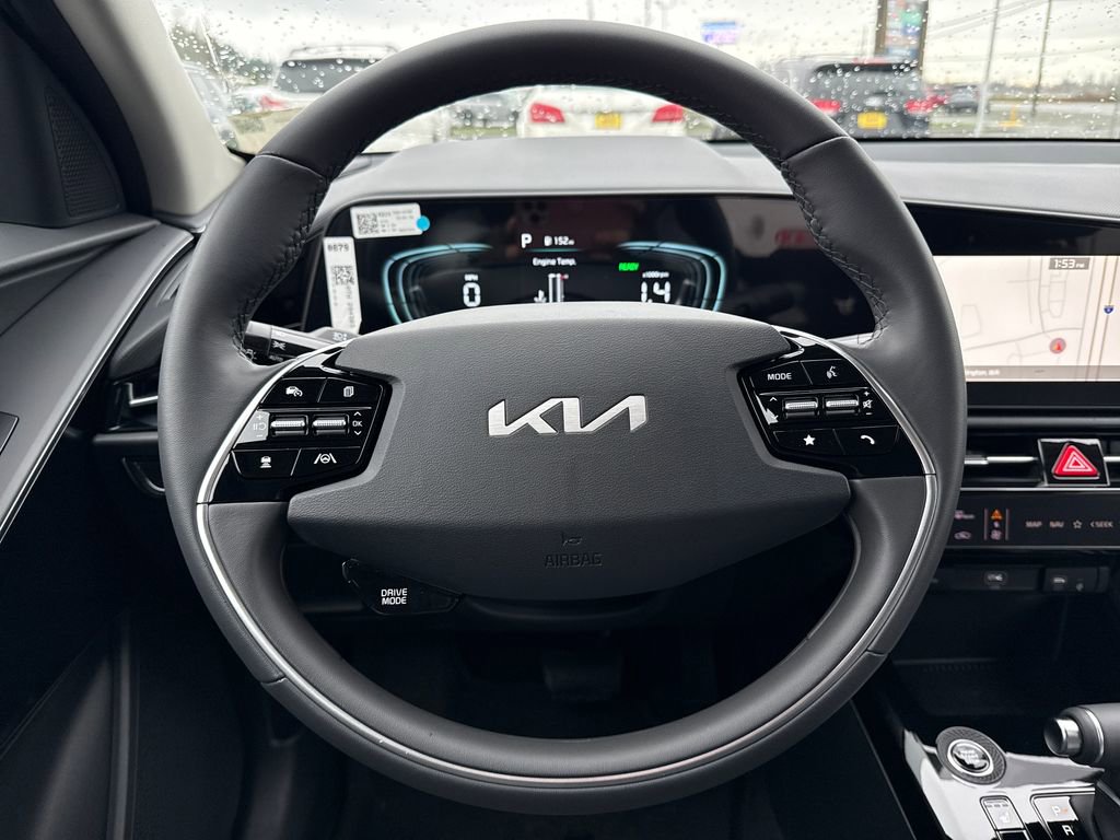 New 2025 Kia Niro EX image 39