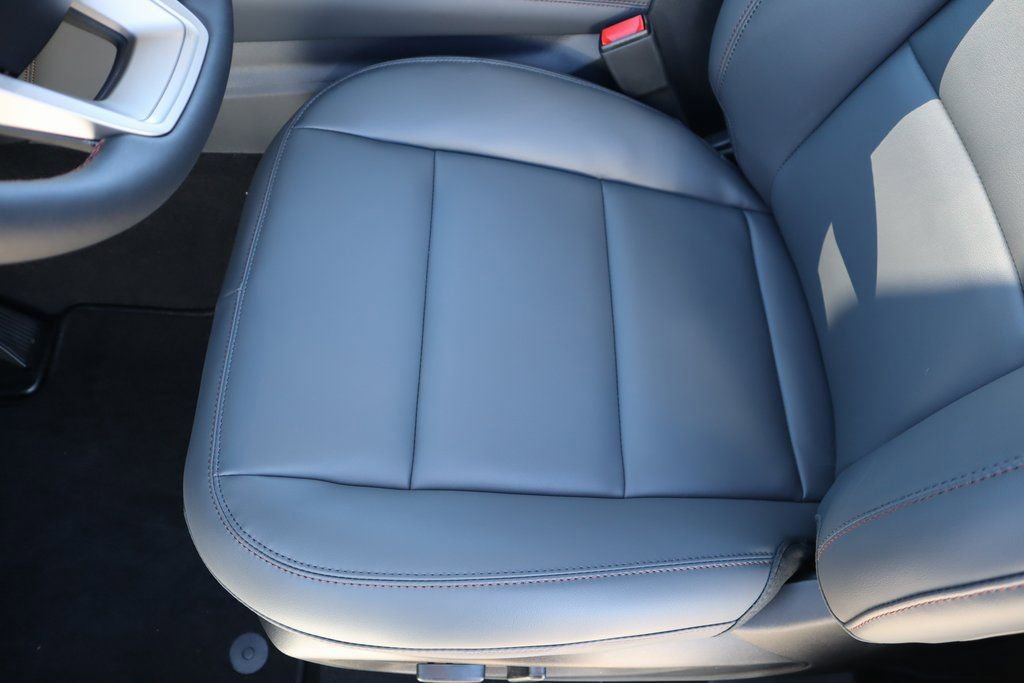 New 2026 Ford Explorer Active w/ Active Comfort Package image 13