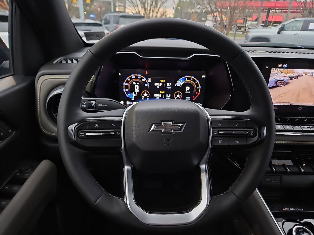 Used 2026 Chevrolet Colorado ZR2 image 21