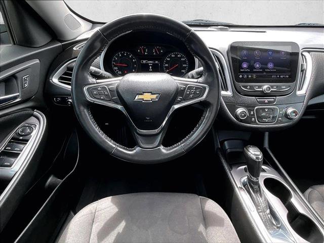 Used 2019 Chevrolet Malibu RS image 7