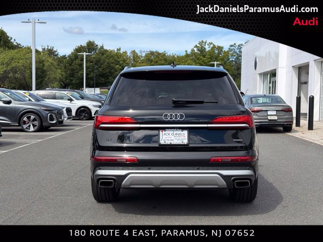 Used 2026 Audi Q7 3.0T Premium Plus w/ Premium Plus Package AWD/4WD image 5