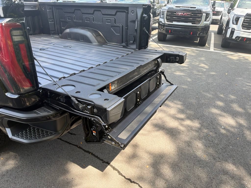 New 2026 GMC Sierra 2500 AT4 w/ AT4 Premium Plus Package AWD/4WD image 37