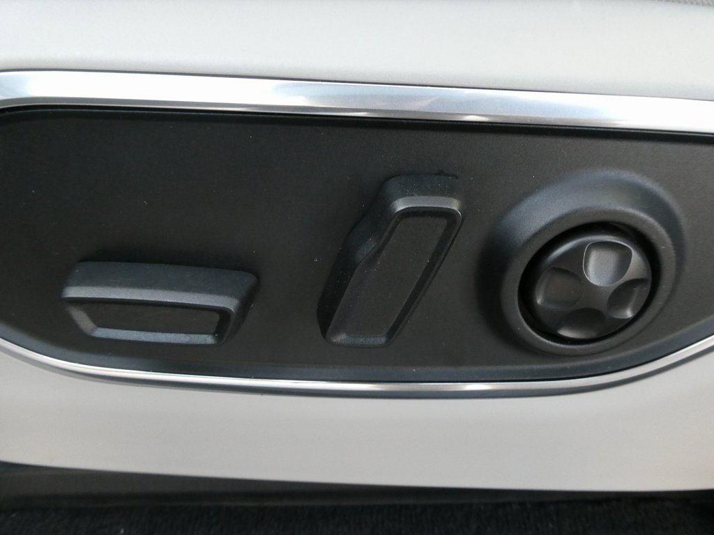 Used 2024 Jeep Wagoneer Series II w/ Premium Group I image 28