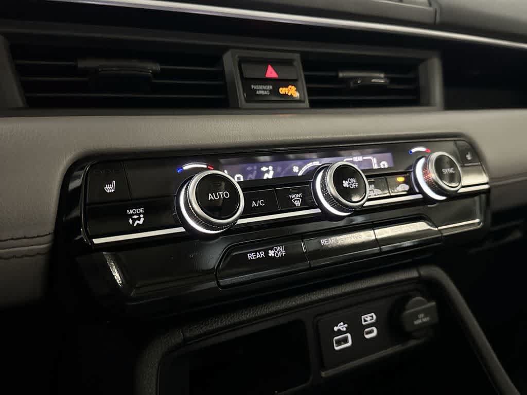 Used 2023 Honda Pilot Touring image 18