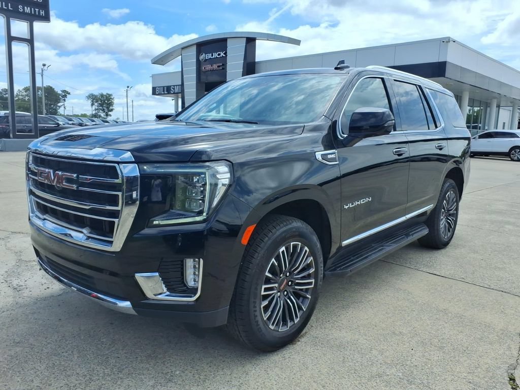 Used 2023 GMC Yukon SLT w/ SLT Premium Package RWD image 3