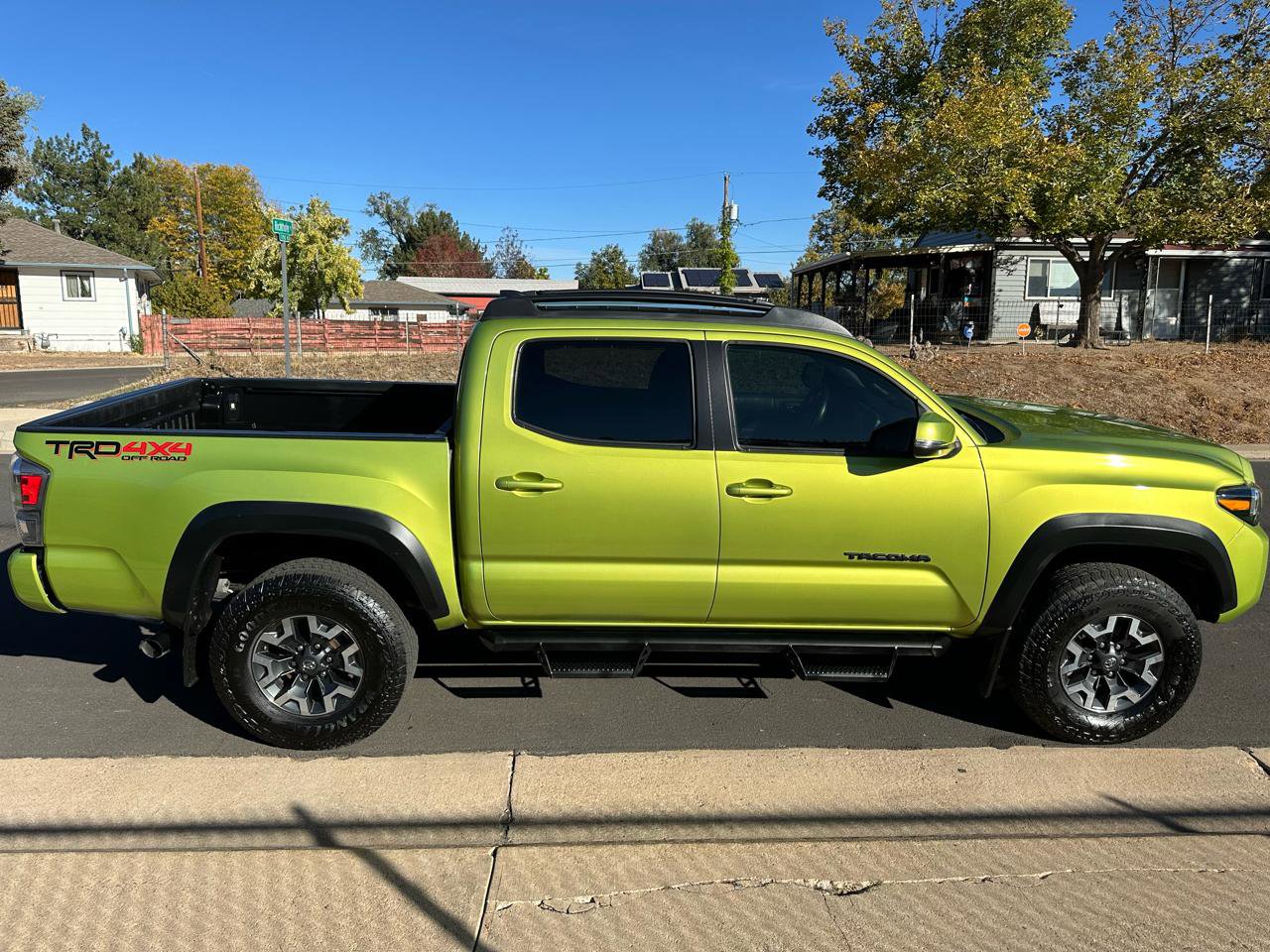 Used 2023 Toyota Tacoma TRD Off-Road w/ Technology Package image 6
